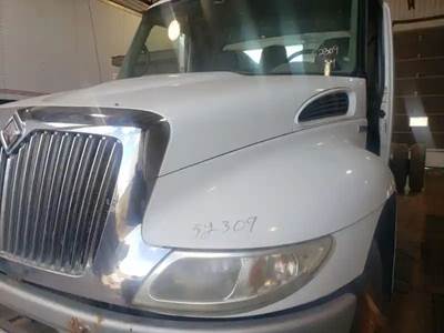 International DuraStar 4300 Hood for a 2009 International 4300 DURASTAR