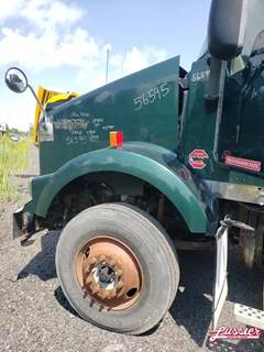 Kenworth Hood for a 2014 Kenworth T-800