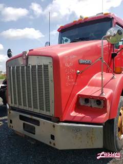 Kenworth Hood for a 2011 Kenworth T-800