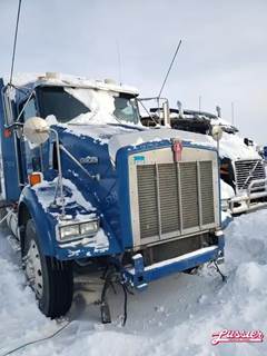 Kenworth Hood for a 2006 Kenworth T-800