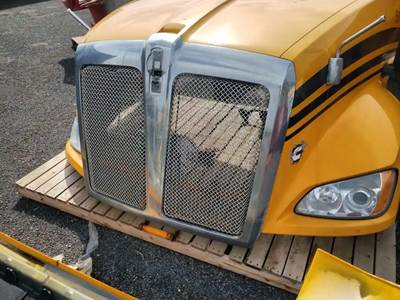 Kenworth T700 Hood