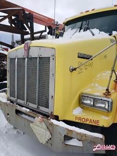 Kenworth T800 Hood for a 2010 Kenworth T-800