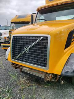 Volvo VNL Hood