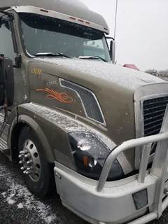 Volvo VNL Hood