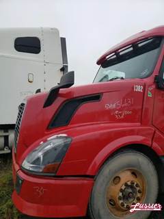 Volvo VNL Hood