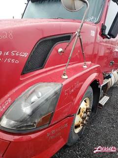 Volvo VNL64T Hood