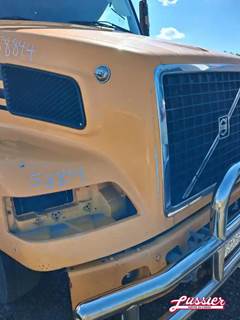 Volvo VNM Hood