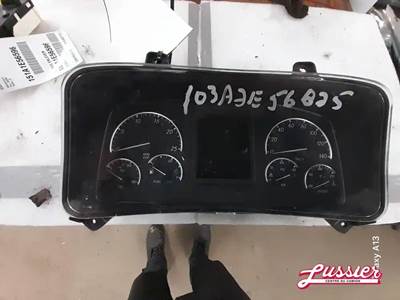 Freightliner CASCADIA PT126064S T Instrument Panel Cluster