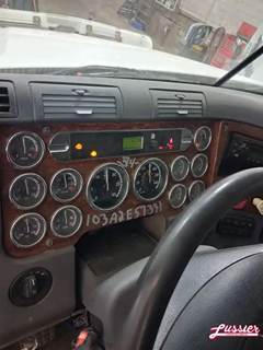 Freightliner Cascadia 125 Instrument Panel Cluster for a 2013 Freightliner CASCADIA PX125064S T