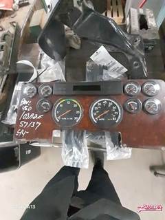 Freightliner Century Class Instrument Panel Cluster for a 2006 Freightliner CENTURY