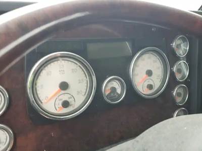 Freightliner Coronado 122 SD Instrument Panel Cluster for a 2014 Freightliner CORONADO SD122