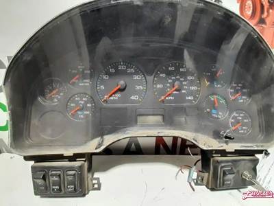 International 8600 Instrument Panel Cluster