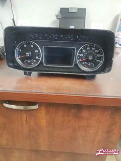 International LT625 Instrument Panel Cluster