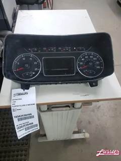 International LT625 Instrument Panel Cluster