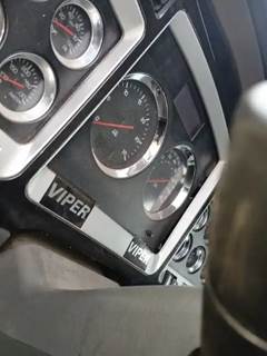 Kenworth Instrument Panel Cluster for a 2012 Kenworth T-800