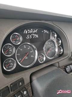 Kenworth Instrument Panel Cluster for a 2015 Kenworth T-680