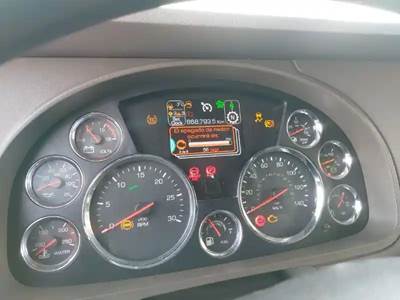 Kenworth T680 Instrument Panel Cluster for a 2018 Kenworth T-680