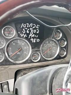 Kenworth T680 Instrument Panel Cluster for a 2019 Kenworth T-680