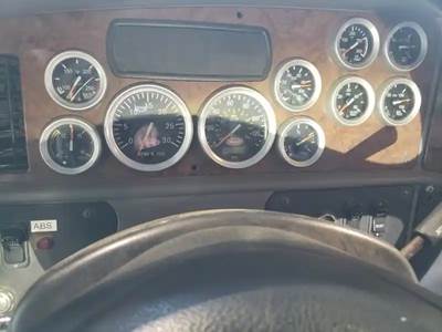 Peterbilt 387 Instrument Panel Cluster