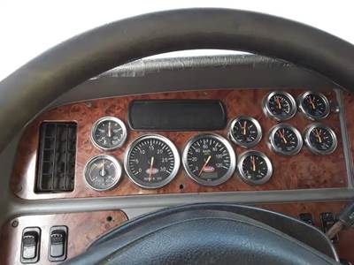Peterbilt 387 Instrument Panel Cluster