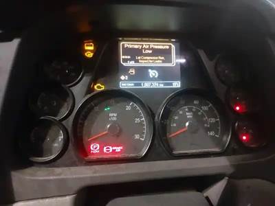 Peterbilt 579 Instrument Panel Cluster