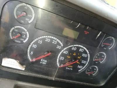 Sterling Instrument Panel Cluster for a 2007 Sterling L9500 (LT9513)