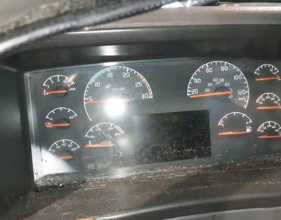 Volvo VNL Instrument Panel Cluster