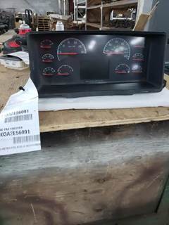 Volvo VNL Instrument Panel Cluster