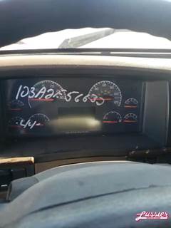 Volvo VNL64T Instrument Panel Cluster