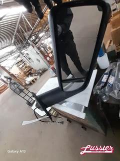 Freightliner CASCADIA PT126064S T Right Mirror