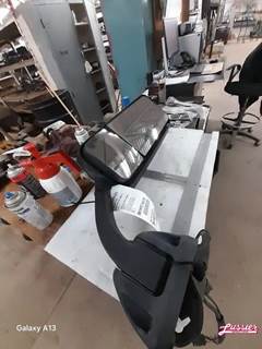 Freightliner Cascadia 125 Left Mirror for a 2014 Freightliner CASCADIA PX125064S T