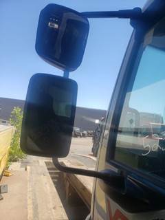 Kenworth Left Mirror for a 2013 Kenworth K270/K370