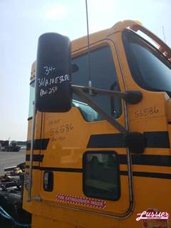 Kenworth Right Mirror for a 2007 Kenworth T-800