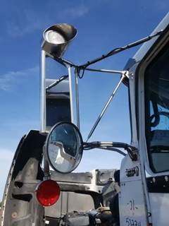Kenworth Left Mirror for a 2014 Kenworth T-800