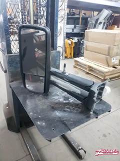 Kenworth Left Mirror for a 2015 Kenworth T-680