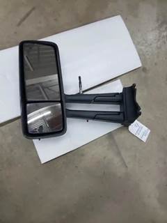 Kenworth T680 Left Mirror for a 2014 Kenworth T-680