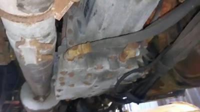 Allison MD-3060 Transmission for a 1998 Freightliner FL-80