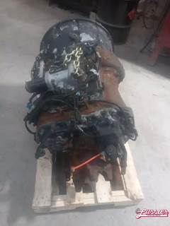 Eaton FAOM-15810S-EC3 Transmission for a 2015 Kenworth T-680