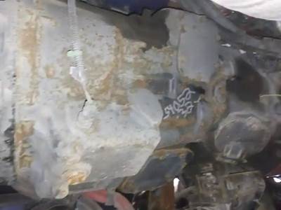 Eaton-Fuller FAOM-15810S-EC3 Transmission for a 2015 Kenworth T-680