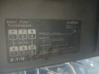 Eaton-Fuller FRO16210C Transmission for a 1999 Western Star 4964FX