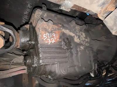Eaton-Fuller FS6406A Transmission for a 2005 Freightliner M2 106