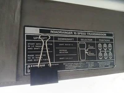 Eaton-Fuller Transmission for a 2007 Sterling L9500 (LT9513)