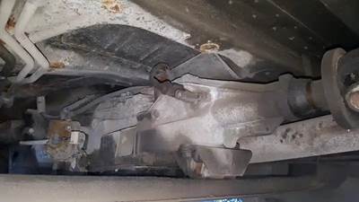 Ford 4R100 Transmission for a 2002 Ford E-350 MINI-BUS