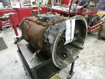 Fuller FRO-11210C Transmission for a 2005 Peterbilt 330