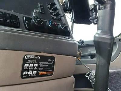 Fuller FRO-15210C Transmission for a 2012 Freightliner CASCADIA