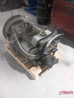 Fuller RT-14613 Transmission for a 1986 Ford LT-9000