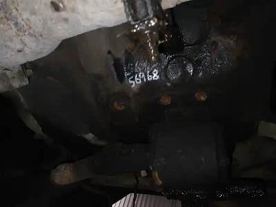 Fuller RT-6613 Transmission for a 1988 Ford LNT-8000