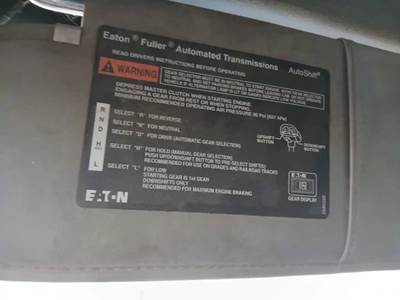 Fuller Transmission for a 2000 Western Star 5964S