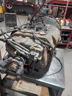 Fuller RTO-14608LL Transmission for a 1990 Freightliner CAB OVER
