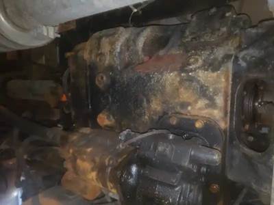 Fuller RTO-15618 Transmission for a 1990 Peterbilt 378